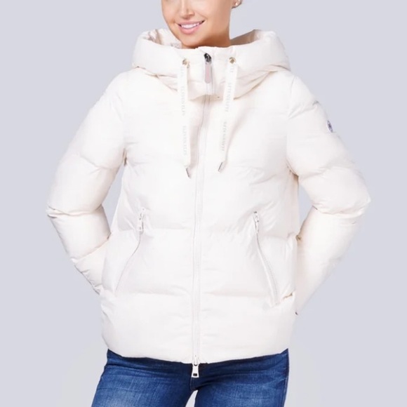 Eleven Elfs Jackets & Blazers - Eleven Elf’s- Ivory Ivy Short Vegan Down Puffer Hooded Zip Up Jacket